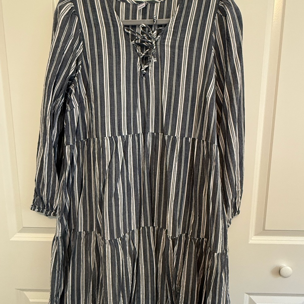 Old Navy White and Blue Tiered Tie Front Sundress